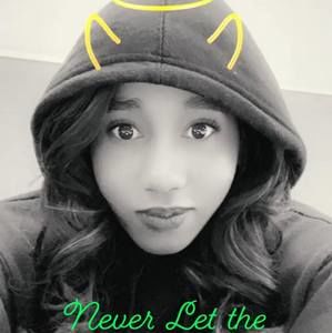 Meet your Posher, Stacey